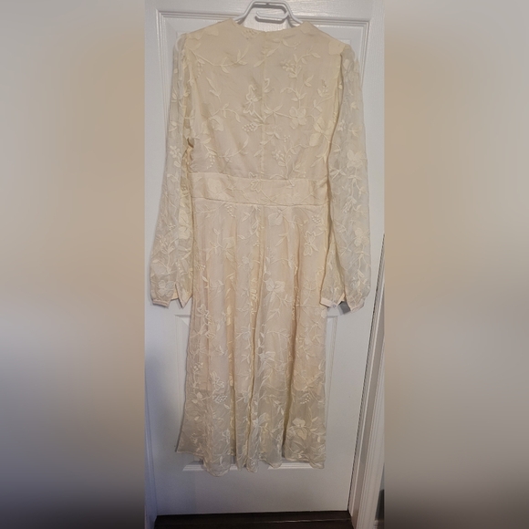 MOTF Balloon sleeve dress - Picture 7 of 7